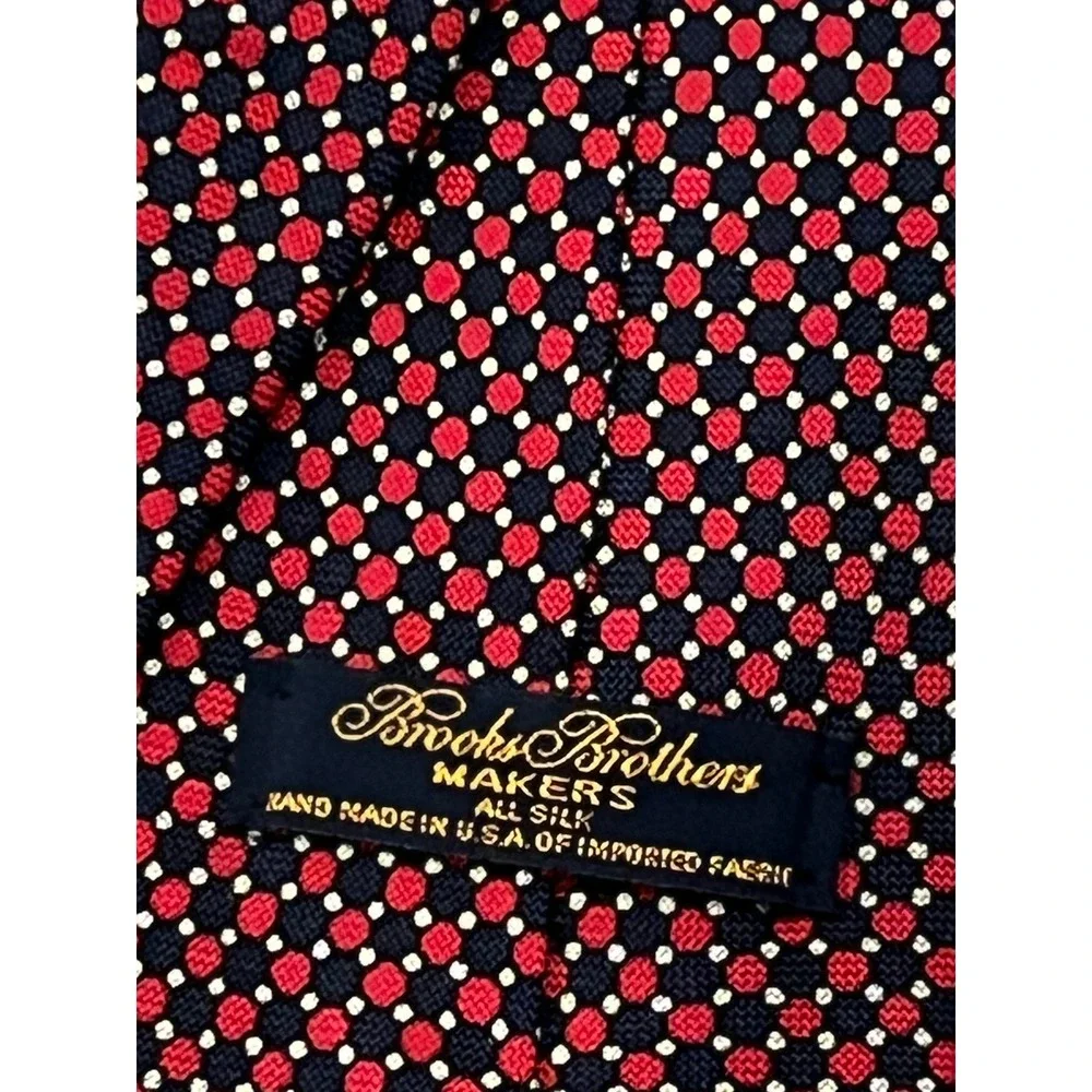Brooks Brothers Makers Silk Tie Navy Red White Geometric Pattern USA Made